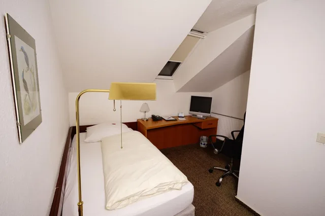 غرفة مفردة، MD-RABE'S HOTEL KIEL 1/6
