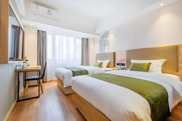 غرفة بسريرين، GreenTree Inn Shanghai Jingan Railway Station Xinzha Road Business Hotel 1/1