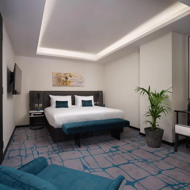 1 Bedroom, Premium, Apartment, Sofa, DAO by Dorsett West London 1/3