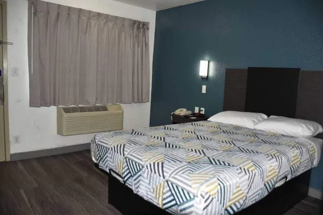 1 Full Bed Non-Smoking، Studio6 Grand Prairie, TX 2/3