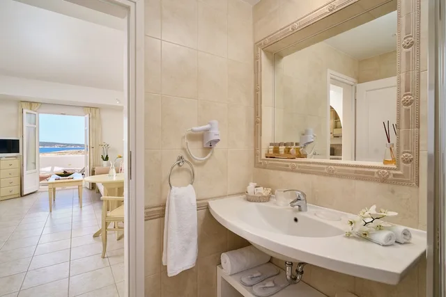 جناح غراند بسرير كوين، Stelia Mare Boutique Hotel 5/6