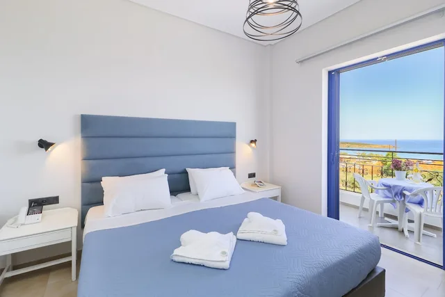 Superior, Double Bed, Sea View, Alexis Hotel 2/10