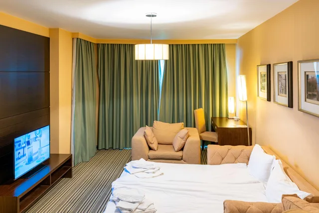 استوديو عائلي، Best Western Plus Olives City Hotel 4/9