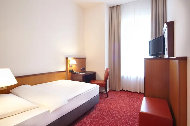 غرفة مفردة، Hotel Hafen Hamburg 7/8