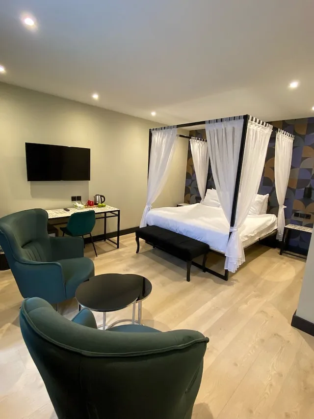 جناح بسرير كينج بجاكوزي، Alp de Veenen Hotel 2/4