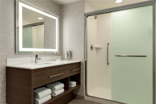 جناح بسرير كينج بغرفة نوم واحدة، Home2 Suites by Hilton Dublin 2/2