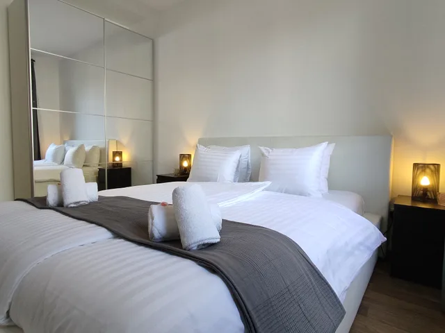 غرفة تنفيذية بشرفة بغرفة نوم واحدة، CORVIN CENTER SUITES 2/9