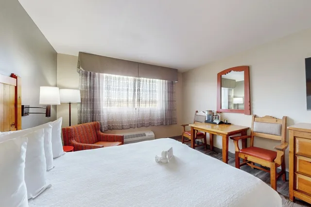 Standard, 2 Queen Beds, Pet Friendly, Best Western Plus Rio Grande Inn 1/10