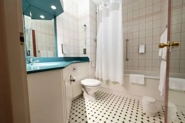 غرفة قياسية بسرير مزدوج، Holiday Inn Calais 4/4