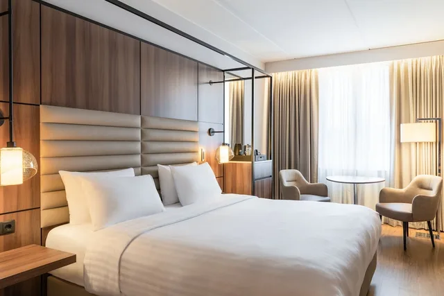 غرفة قياسية بسرير كينج، AC Hotel by Marriott Stockholm Ulriksdal 5/10