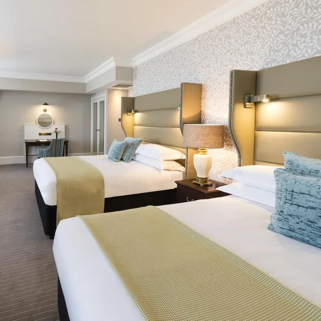 Luxury Family (2 DBL BEDS) - City Cruise Included، The Baileys Hotel London 4/10