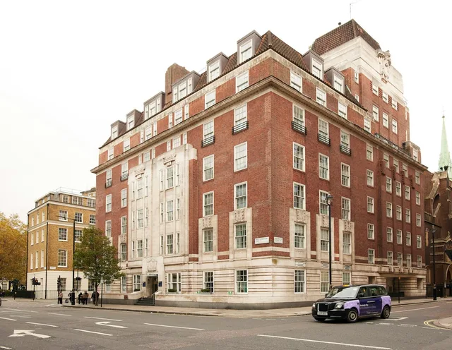غرفة ديلوكس عائلية رباعية، Thistle London Park Lane 2/2