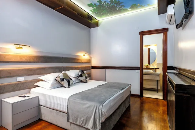 Basic, Twin Beds, No Window، La Strada Boutique Villa 2/8