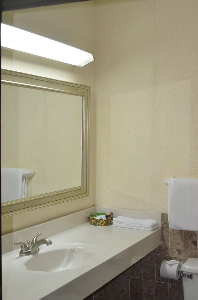 غرفة بسرير كوين، La Quinta Hotel 2/2