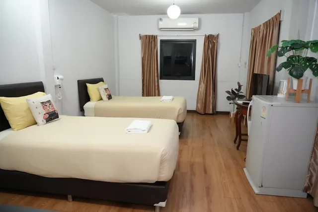 غرفة سوبيريور بسريرين منفصلين مع أريكة، Bkk39 Airport hotel 4/10