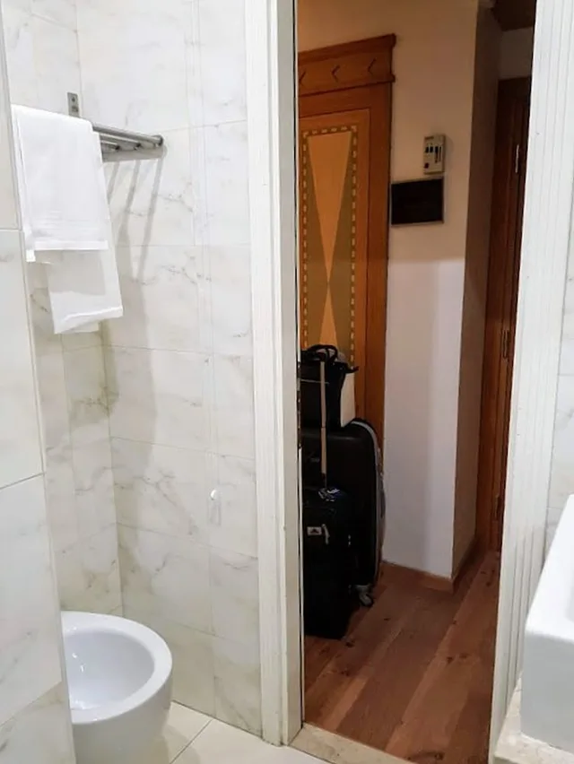غرفة قياسية بسرير مزدوج، Touring Pisa 5/5