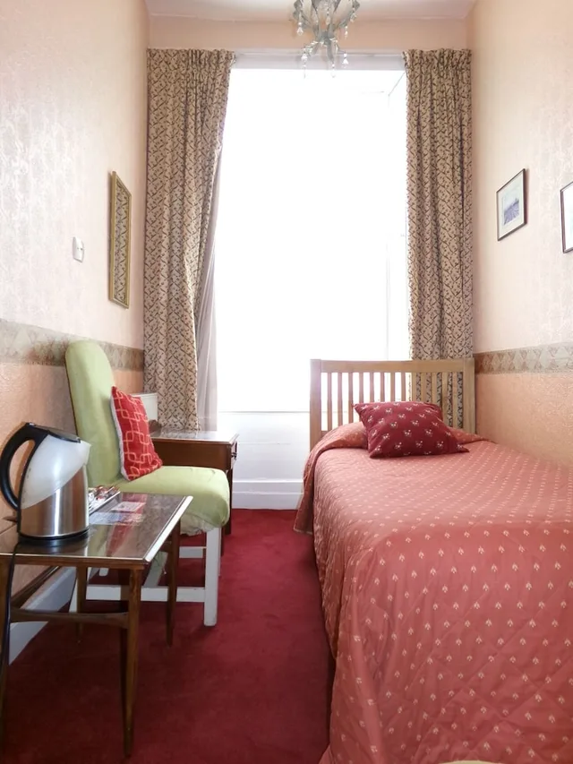 غرفة مفردة بحمام مشترك، Averon Guest House 7/14