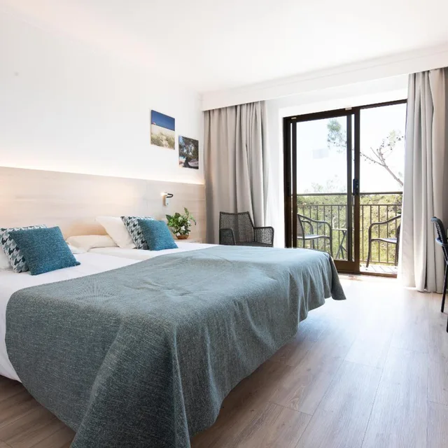 غرفة سوبيريور بسريرين منفصلين بإطلالة على البحر، Playa Mondrago Hotel Apartments 2/10