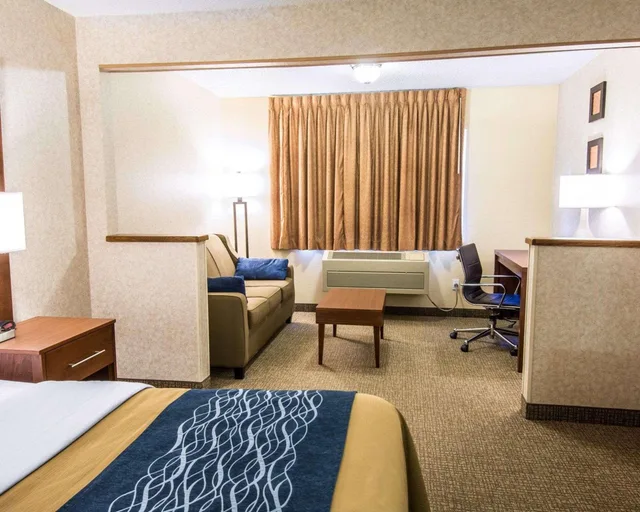 جناح بسرير كينج، Quality Inn Lewiston 3/3