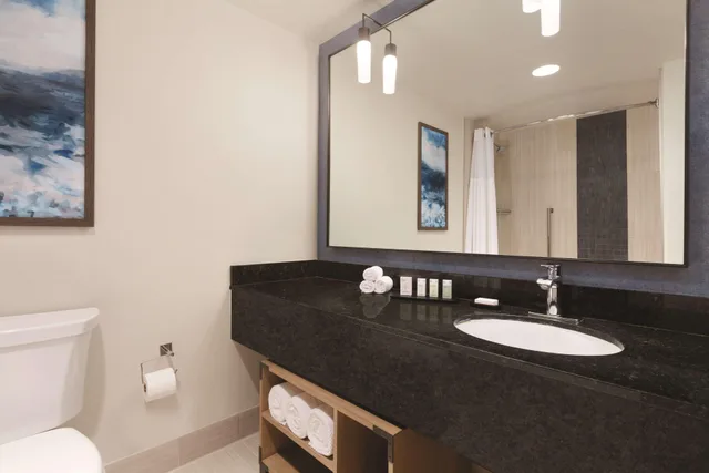 جناح بغرفة نوم واحدة، Embassy Suites by Hilton Monterey Bay Seaside 2/2