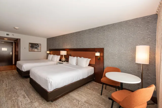Room, 2 Queen Beds, Quality Inn and Suites Val d Or, QC 7/9