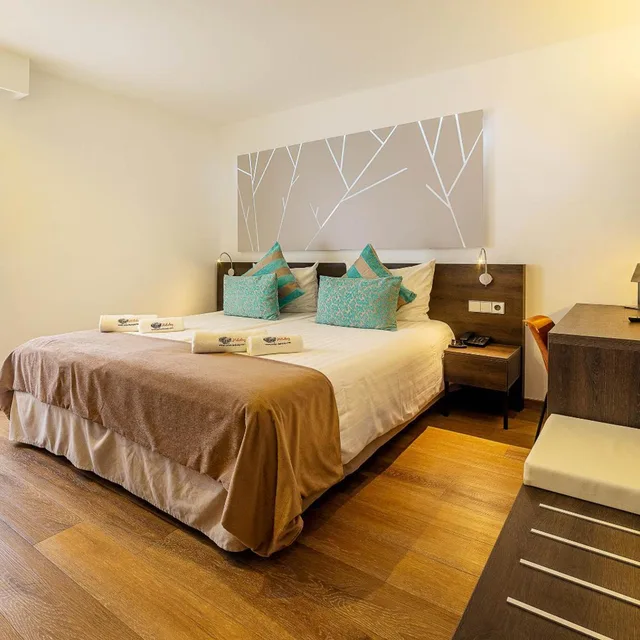 بنغل، Hotel Paradise Residencial 2/10