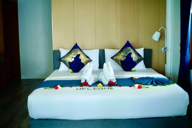 بنغل بسرير كوين، Sarocha Villa 10/10