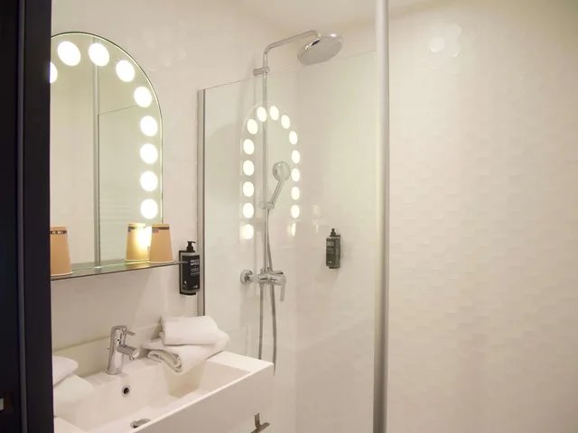 غرفة قياسية بسريرين منفصلين، ibis Styles Arras Centre 6/6