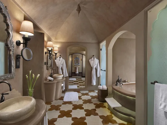 غرفة بسرير مزدوج، Fairmont Jaipur 4/6