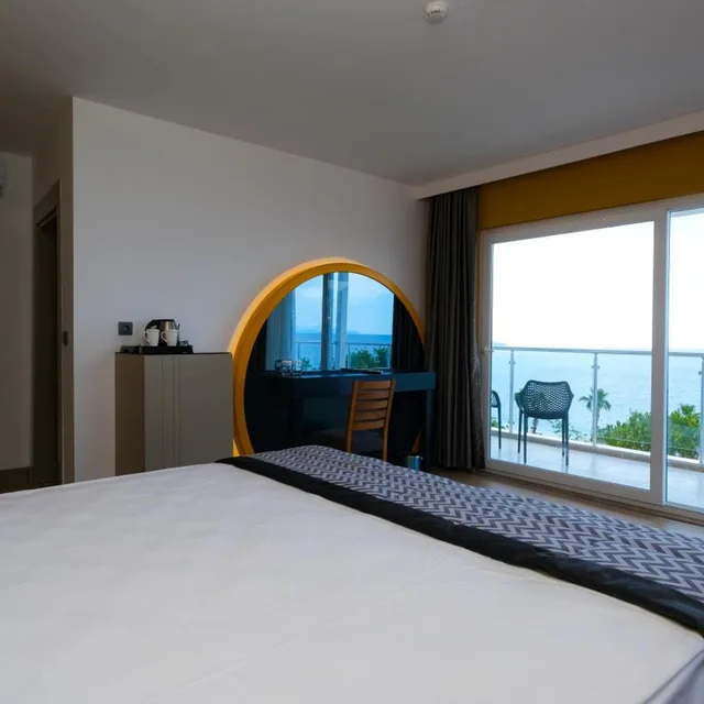 جناح بشرفة، Sea City Devran Hotel & Spa 8/10