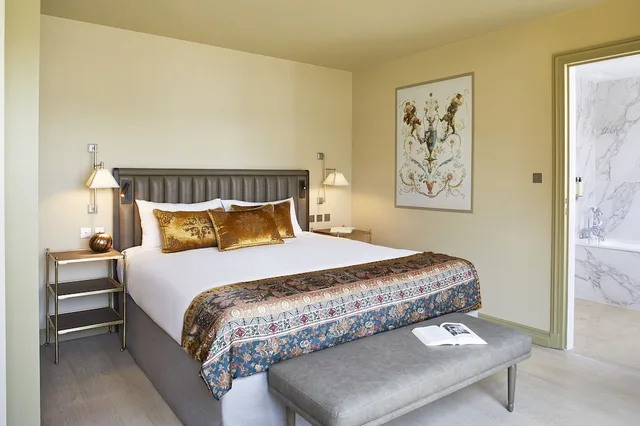 غرفة ديلوكس بسرير كوين، Hotel de Montesquieu (ex Hotel Daniel Paris) 3/8