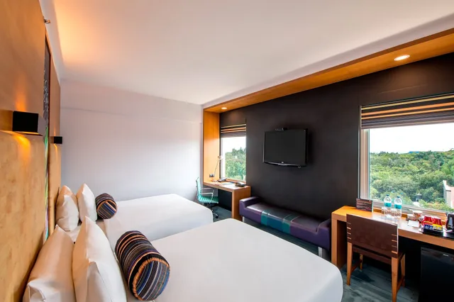 Aloft, 2 Queen Beds, City View، Aloft Bengaluru Whitefield 2/3