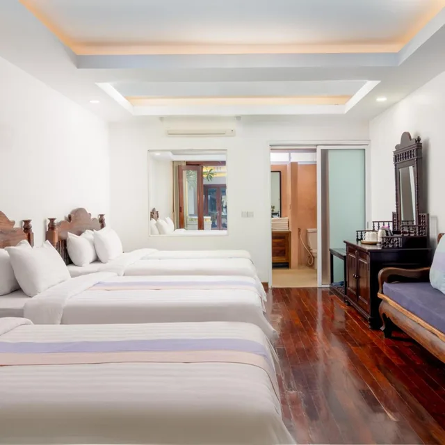 غرفة ديلوكس عائلية، La Residence WatBo Hotel 3/8
