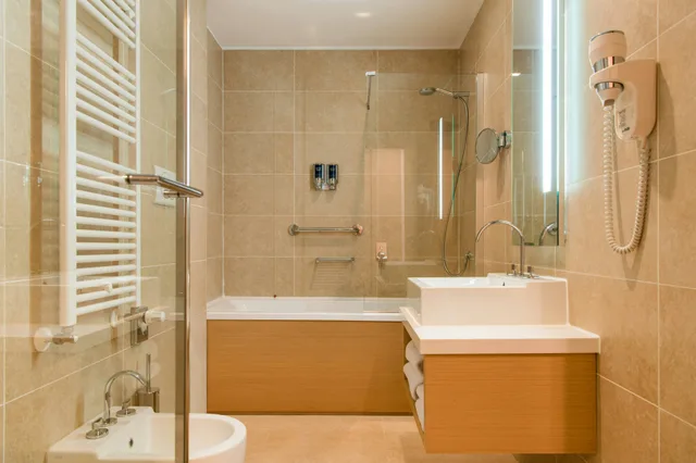 غرفة بسرير كينج، Four Points by Sheraton Venice Mestre 2/2