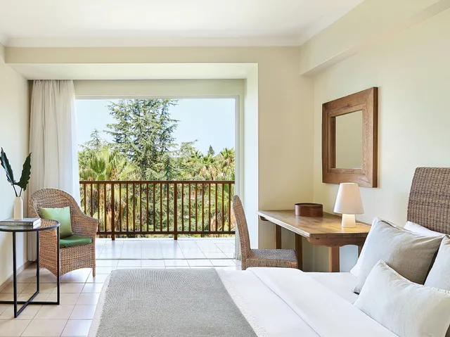 Garden, Single Bed, Sofa, Terrace، Grecotel Filoxenia Kalamata 2/8