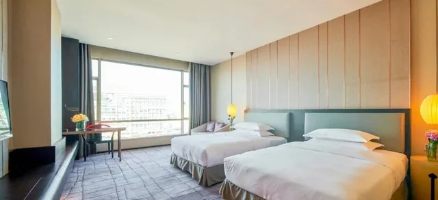 Semi Room, Deluxe, 2 Semi Double Beds، Maison New Century Hotel Dongguan 1/2