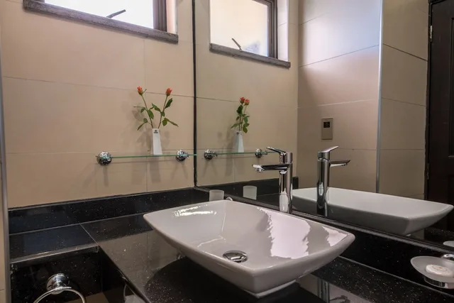 جناح بسرير كينج وسرير كوين بغرفتي نوم، Kitante Apartments 8/9