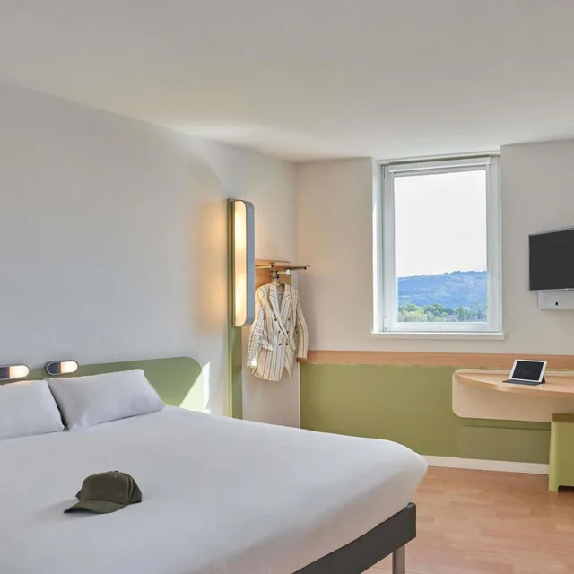 غرفة بسرير كينج لذوي الإعاقة، Ibis Budget Bern Expo 2/3