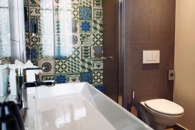 غرفة كلوب، Alex Hotel 2/3