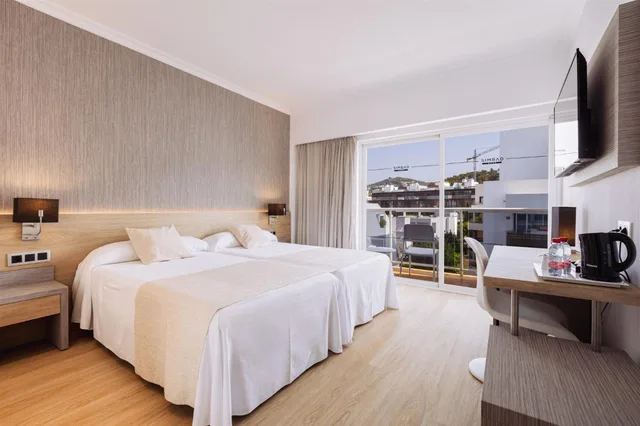 غرفة قياسية بسريرين منفصلين، Simbad Hotel 1/2