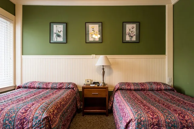 Room, 2 Double Beds, Grant Hotel 1/3