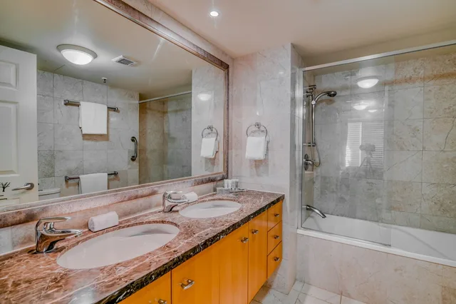 Sub Penthouse, 2 Beds, Queen and Twin Beds, Bel Air on Broadbeach 3/3