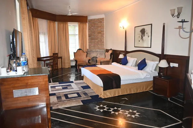 Palace, Suite, King Bed، Welcomheritage Taragarh Palace 1/1