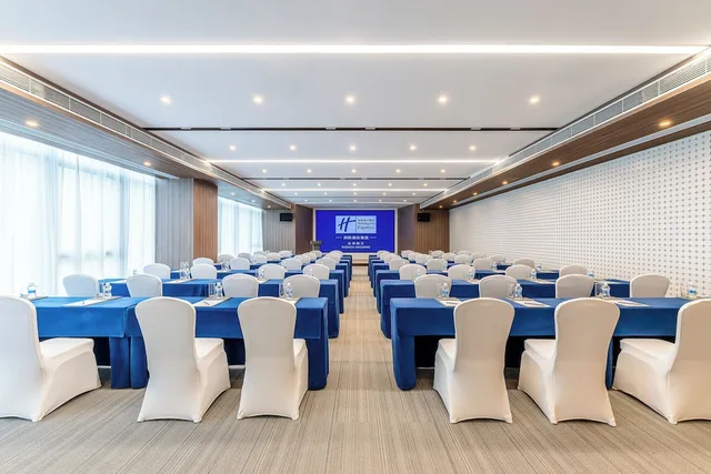 Holiday Inn Express Taizhou Jiaojiang by IHG, Taizhou 38/42