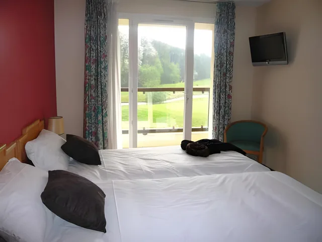غرفة بسريرين منفصلين، Golf Hotel de Mont Griffon 1/1