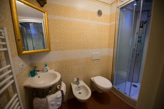 جناح عائلي بانورامي بسرير مزدوج مع أريكة، Villa Sargiano B&B 7/8