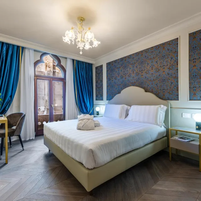 Deluxe, Double Bed, Canal View, Hotel Palazzina Sardi 2/10
