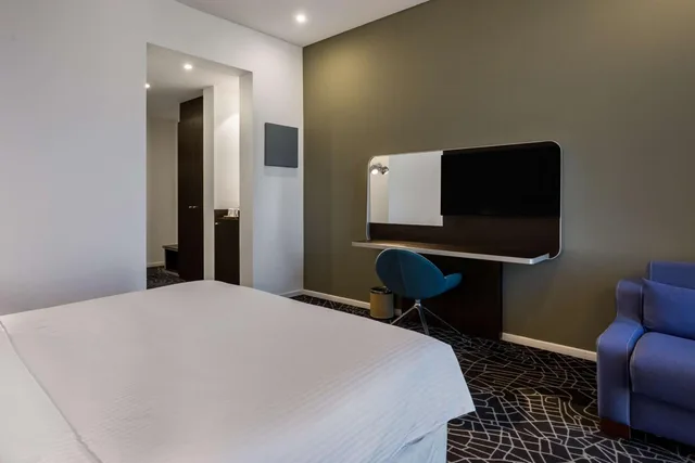 غرفة قياسية، فندق وشقق راديسون الدمام المدينة الصناعية(Radisson Hotel & Apartments Dammam Industry City) 3/9