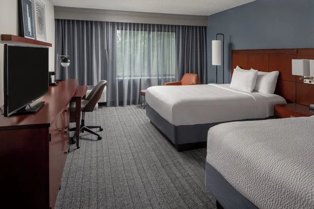 غرفة بسريرين كوين لذوي الإعاقة، Courtyard New Orleans Covington Mandeville 1/2