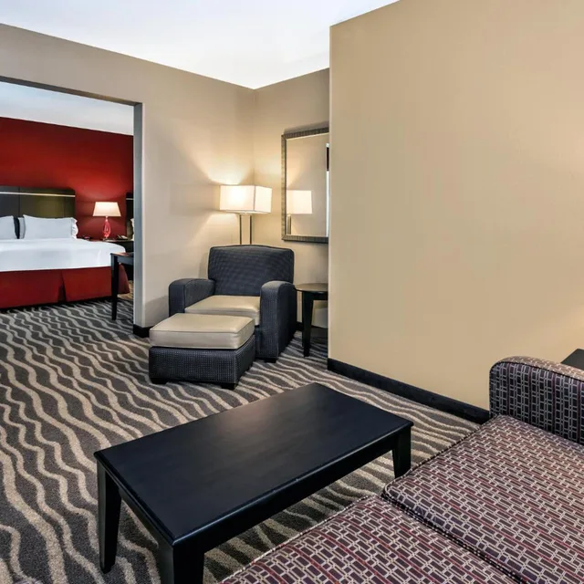 جناح ركني، Holiday Inn Express Suites Cotulla 3/4